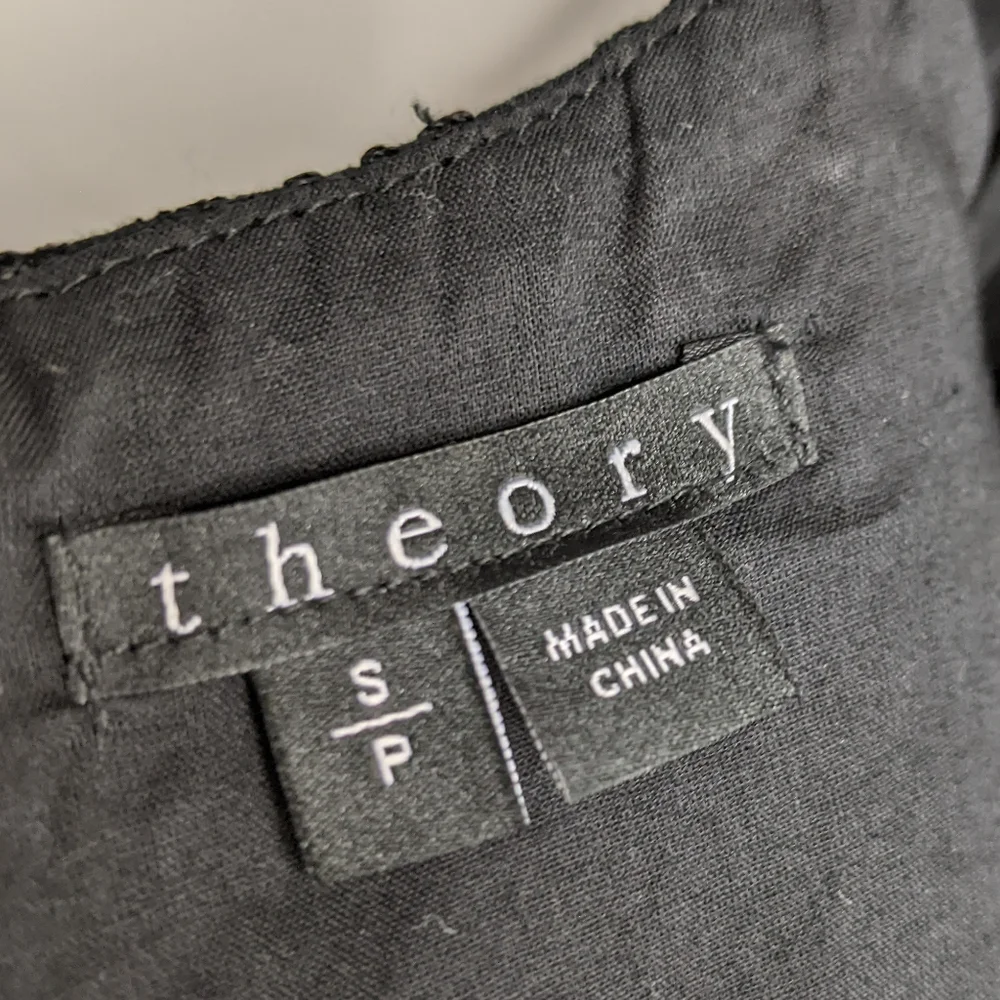 THEORY Yuranda Black Eyelet Tank Sz S - Picture 11 of 11